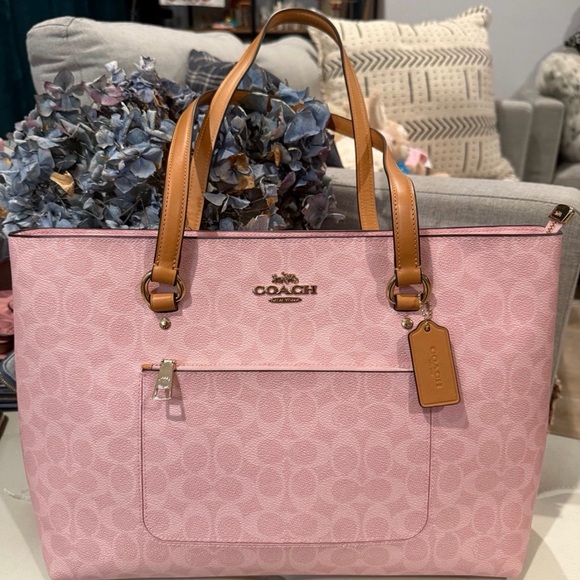 Coach Station Tote Bag In Signature In Powder Pink Canvas NWT